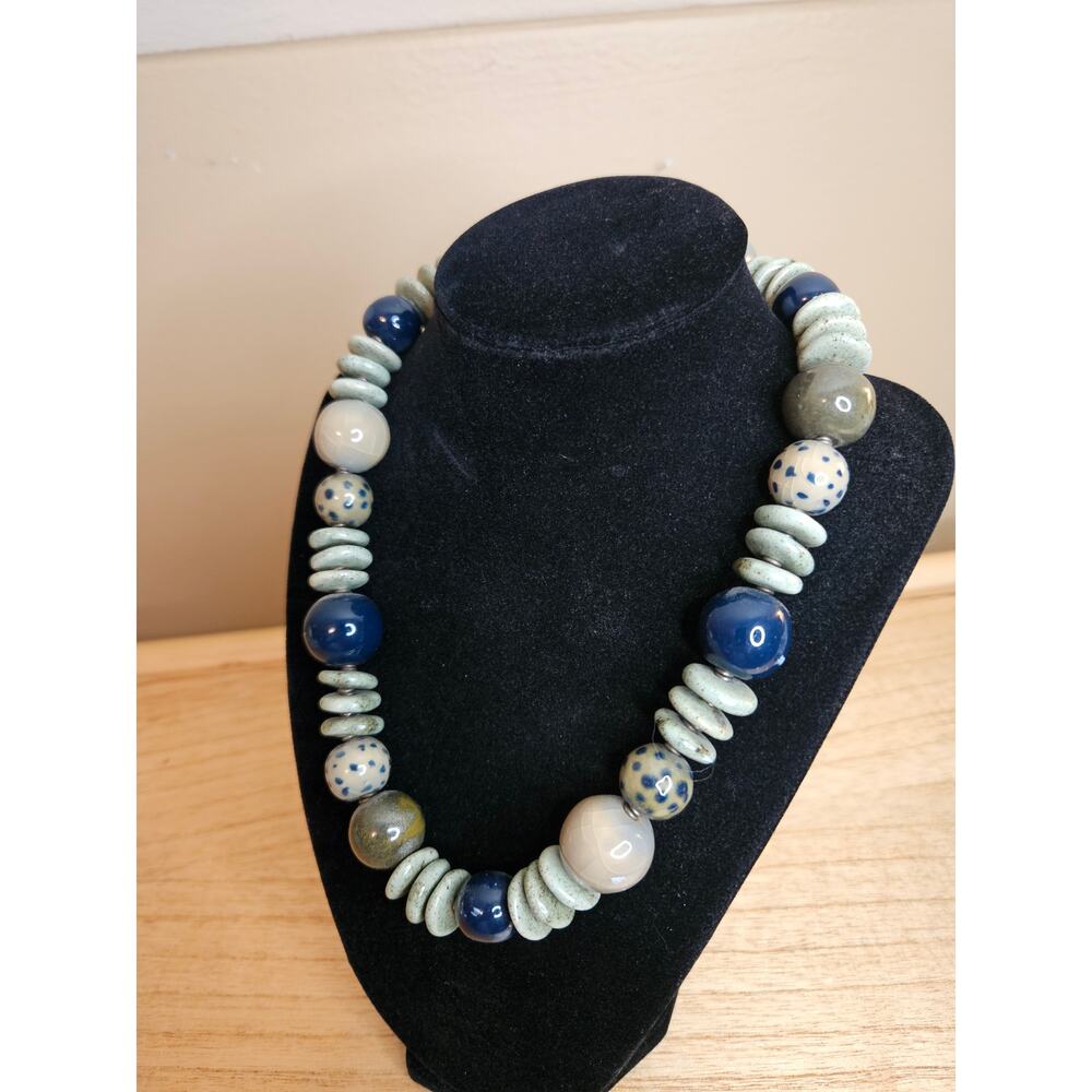 Bold Green & Blue African Glass Beaded Necklace - Picture 4 of 7